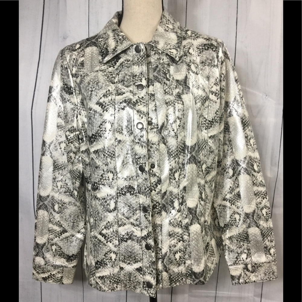 Susan Graver Snake-Skin print Jacket
